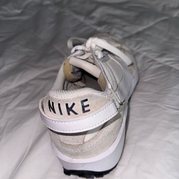 Offer a Price Nike Daybreak White/Beige Suede & Mesh Sneakers Women’s 8.5 - Picture 6 of 16